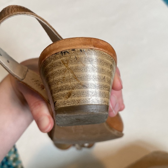 Pikolinos Elba slingback court shoe soft brown leather - Picture 10 of 10